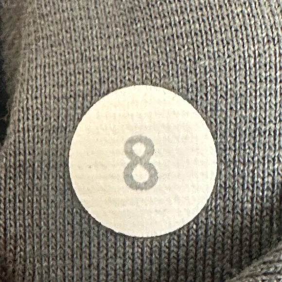 Lululemon Gray Drawstring Cropped Joggers Size 8 Lightweight Athleisure Pants - Picture 6 of 7